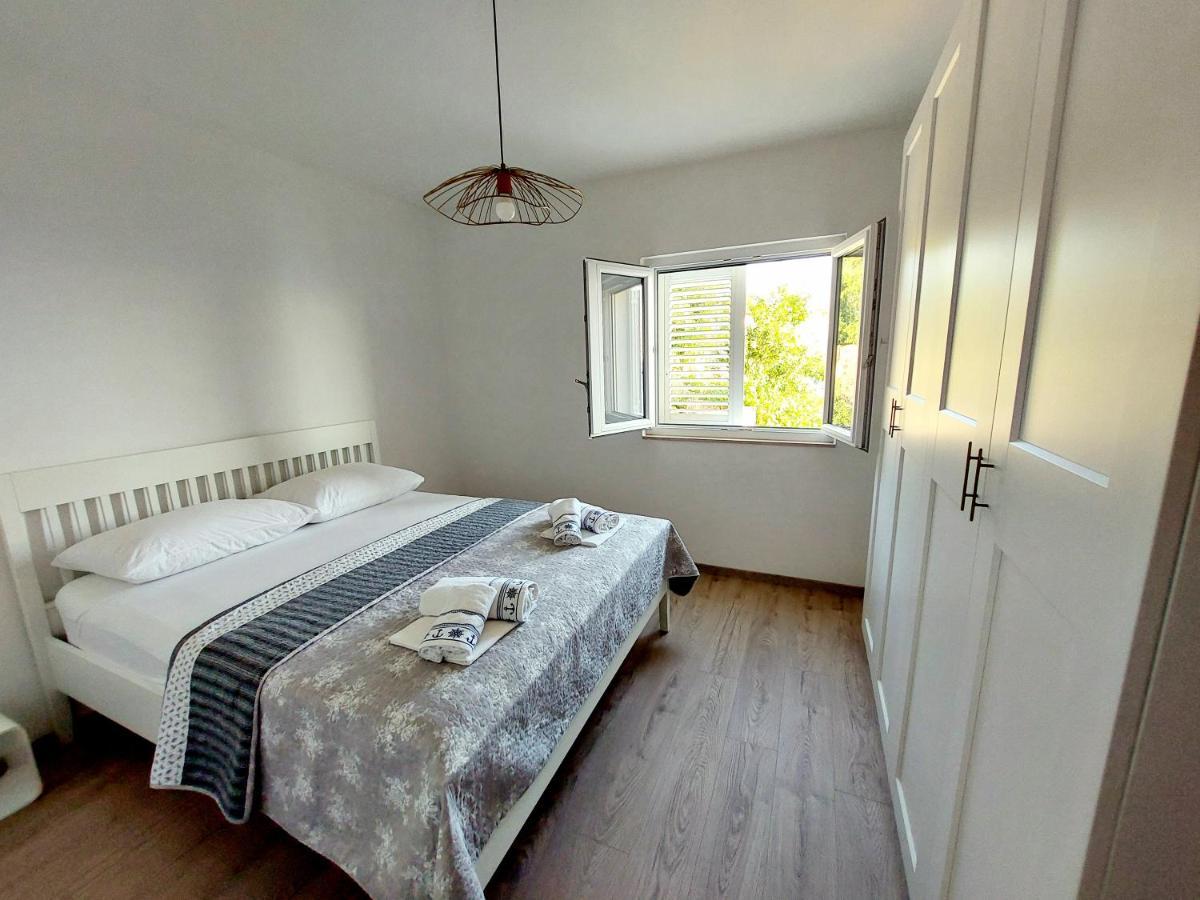 Luxury Sea View Apartment Jesenice  Εξωτερικό φωτογραφία