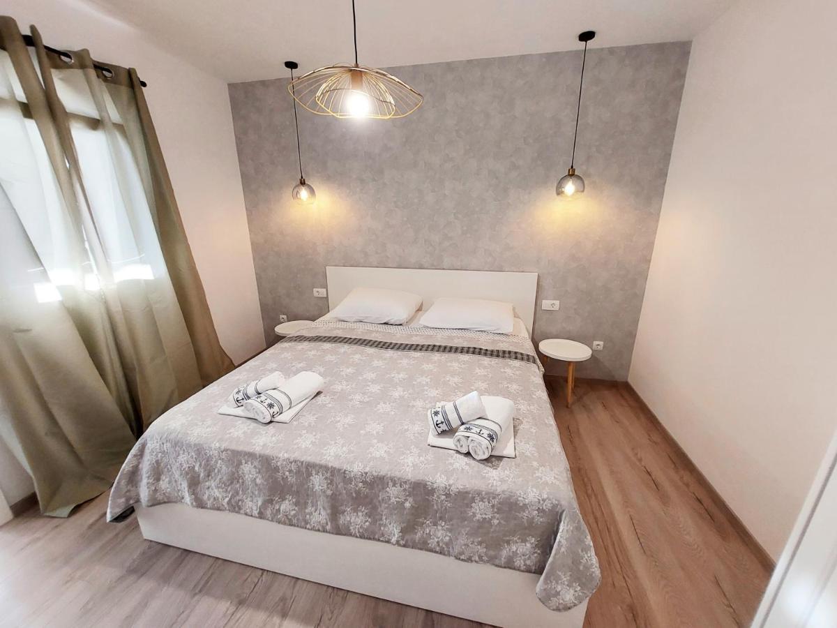 Luxury Sea View Apartment Jesenice  Εξωτερικό φωτογραφία
