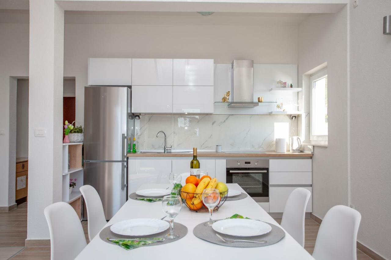 Luxury Sea View Apartment Jesenice  Εξωτερικό φωτογραφία