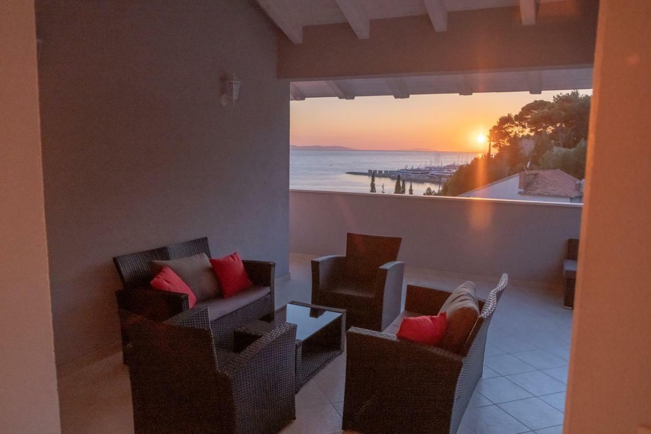 Luxury Sea View Apartment Jesenice  Εξωτερικό φωτογραφία