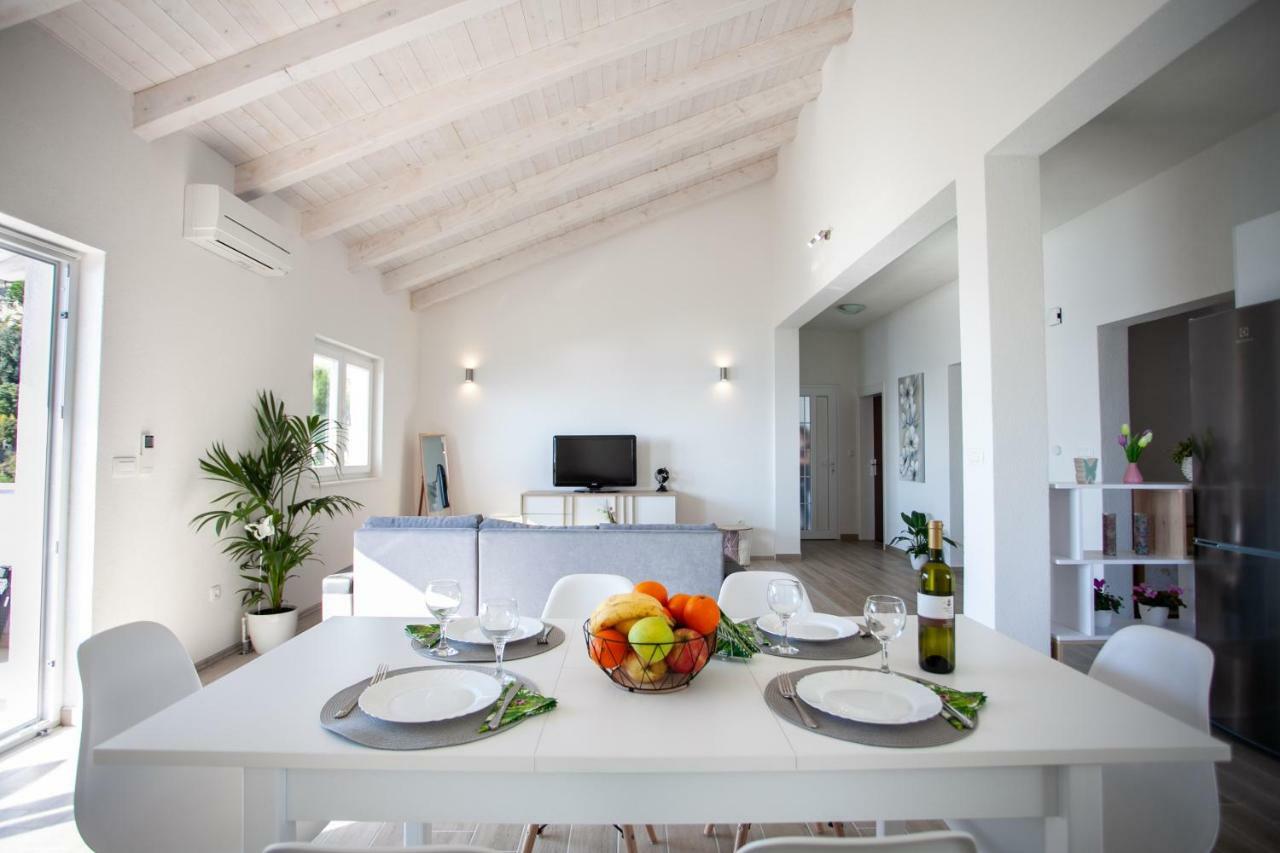 Luxury Sea View Apartment Jesenice  Εξωτερικό φωτογραφία